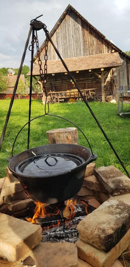 Miklos Lak Ocna de Sus Buitenkant foto